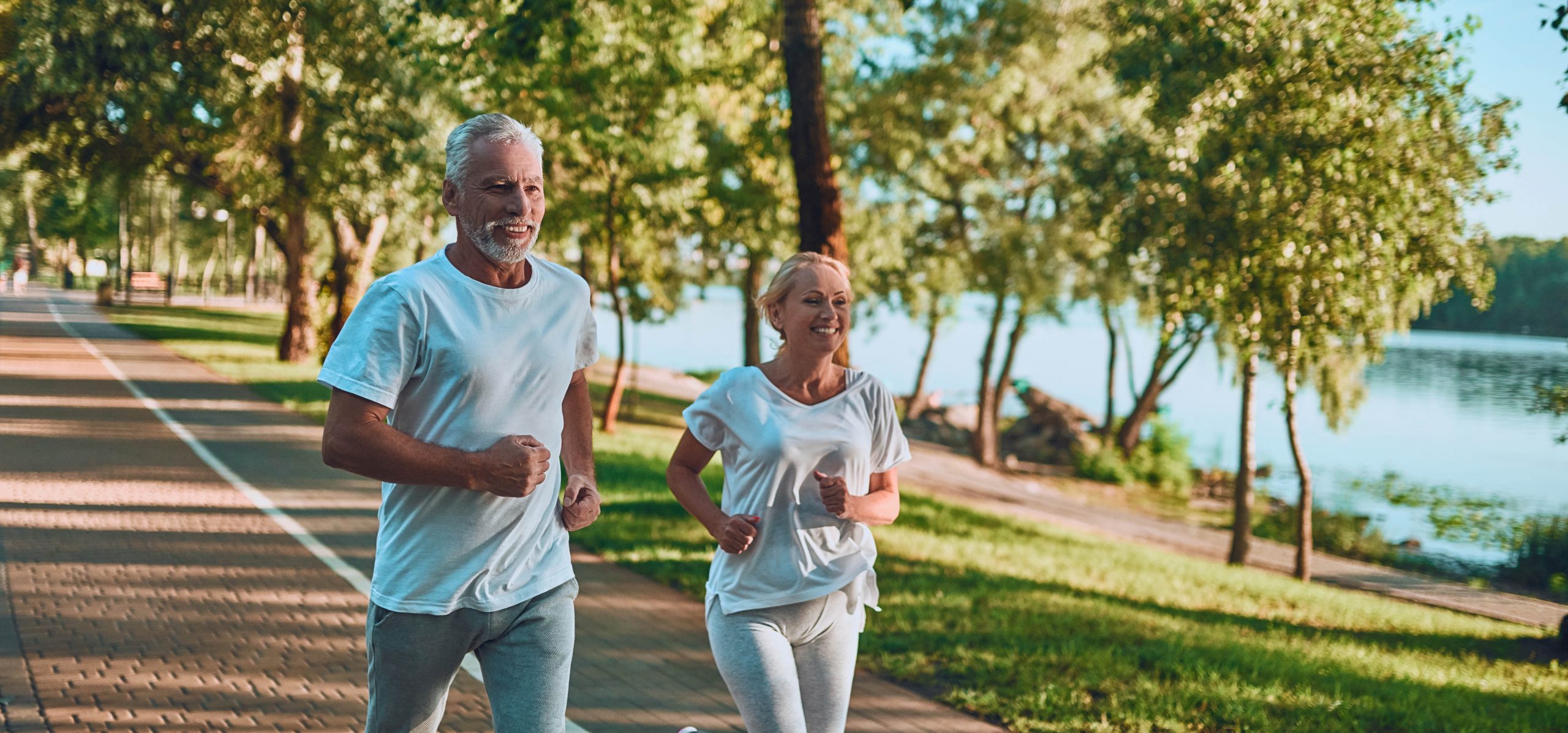 couple jogging